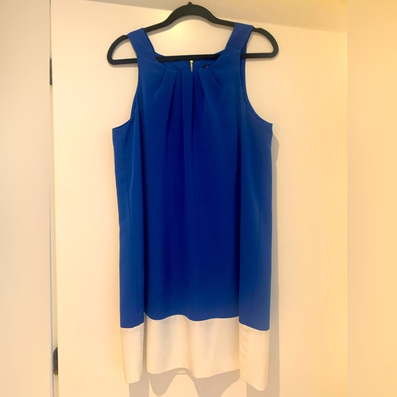 Oleg Cassini Dress, Blue with White panel, gold zipper above the knee, size 10 - Picture 1 of 3